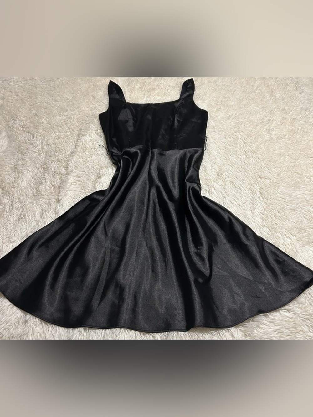 Jessica Howard Black Dress